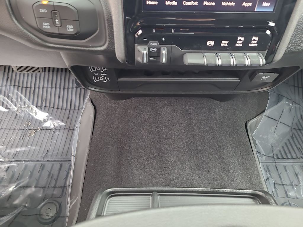 Thumbnail: 2026 RAM 3500 - 29