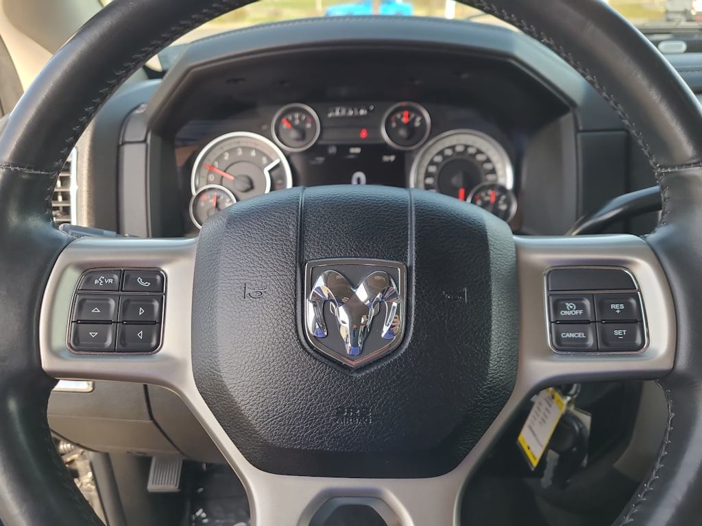 2014 RAM 3500 Laramie 28