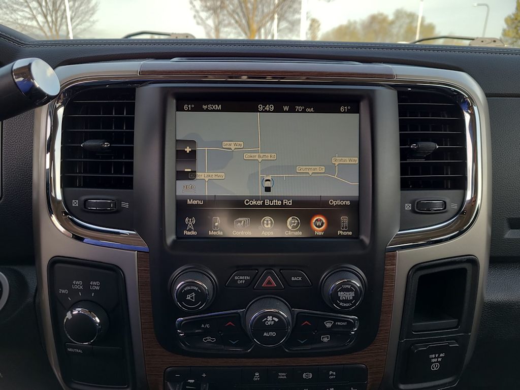 2014 RAM 3500 Laramie 13
