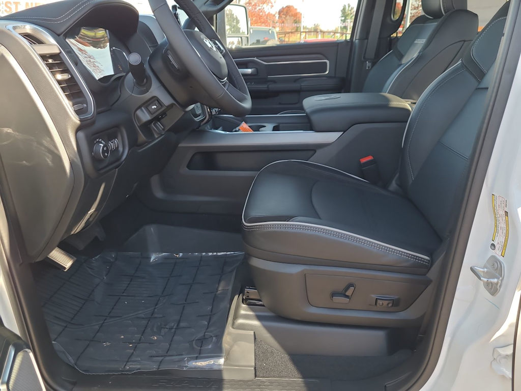 Thumbnail: 2025 RAM 3500 - 10