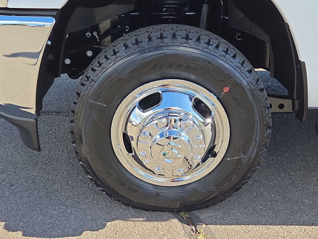 Thumbnail: 2026 RAM 3500 - 8