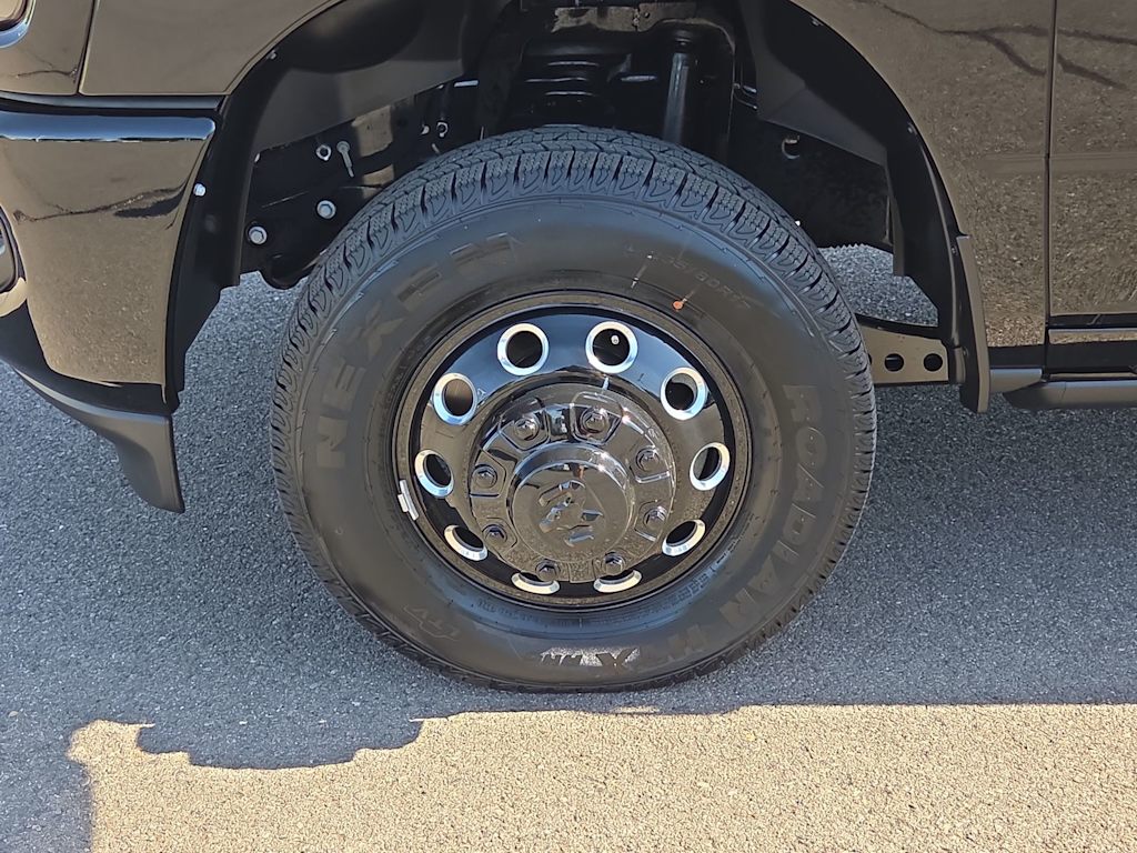 Thumbnail: 2026 RAM 3500 - 8