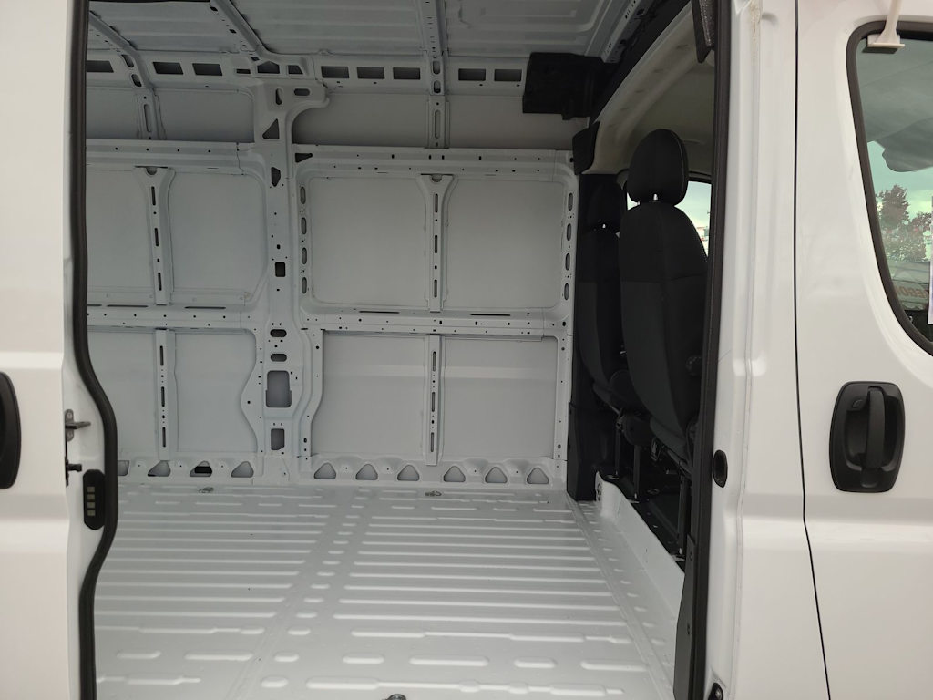 Thumbnail: 2026 RAM ProMaster - 25