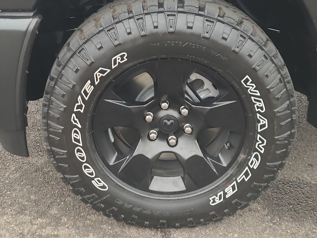 Thumbnail: 2026 RAM 1500 - 7