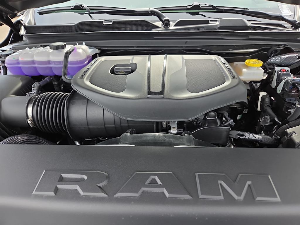 Thumbnail: 2026 RAM 1500 - 9