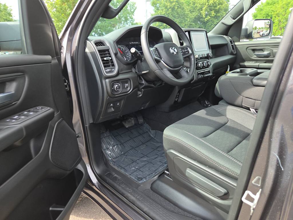 Thumbnail: 2026 RAM 1500 - 12