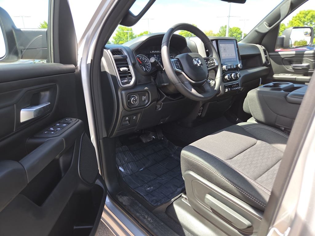 Thumbnail: 2026 RAM 1500 - 2