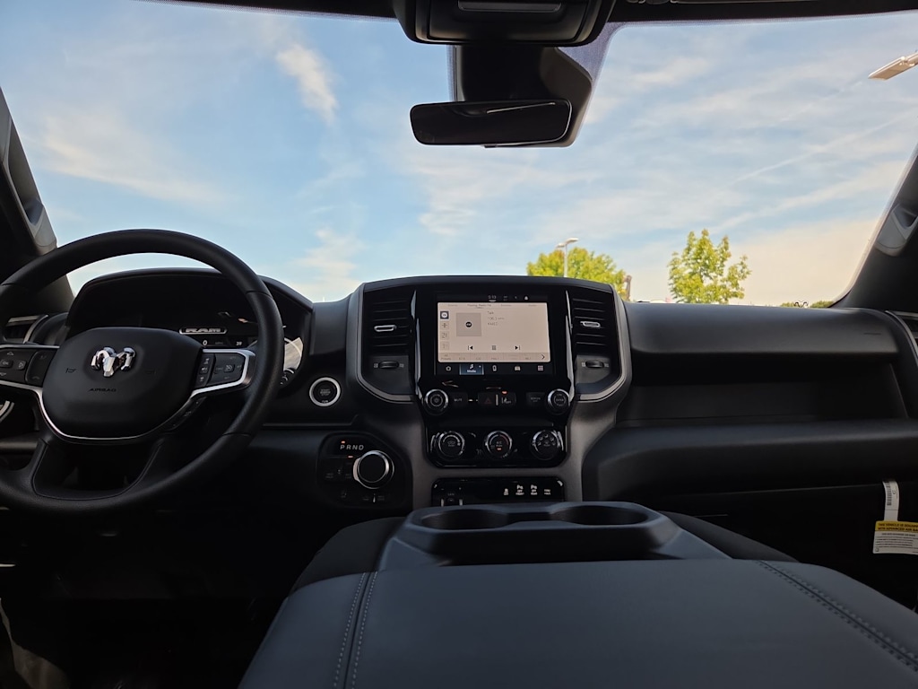 Thumbnail: 2026 RAM 1500 - 9