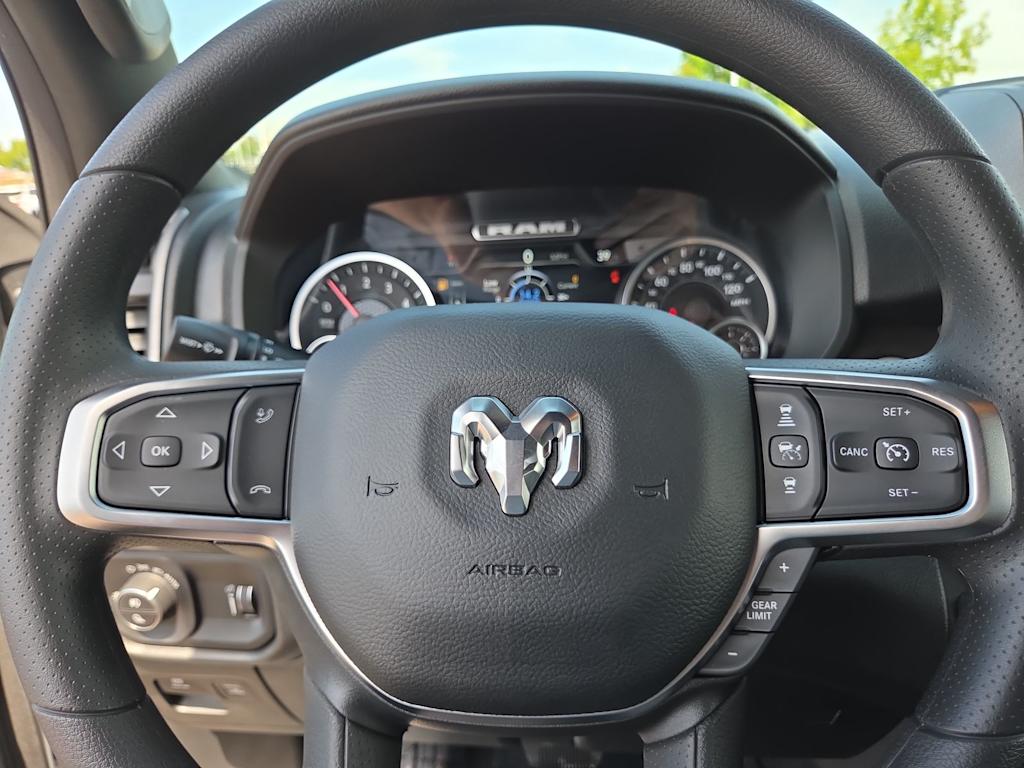 Thumbnail: 2026 RAM 1500 - 28