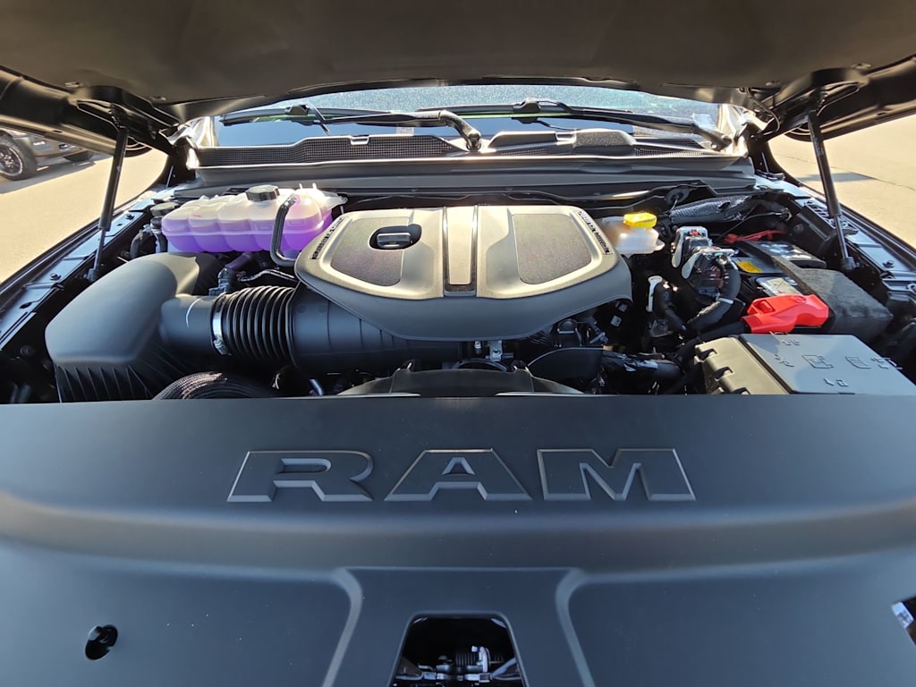 Thumbnail: 2026 RAM 1500 - 9