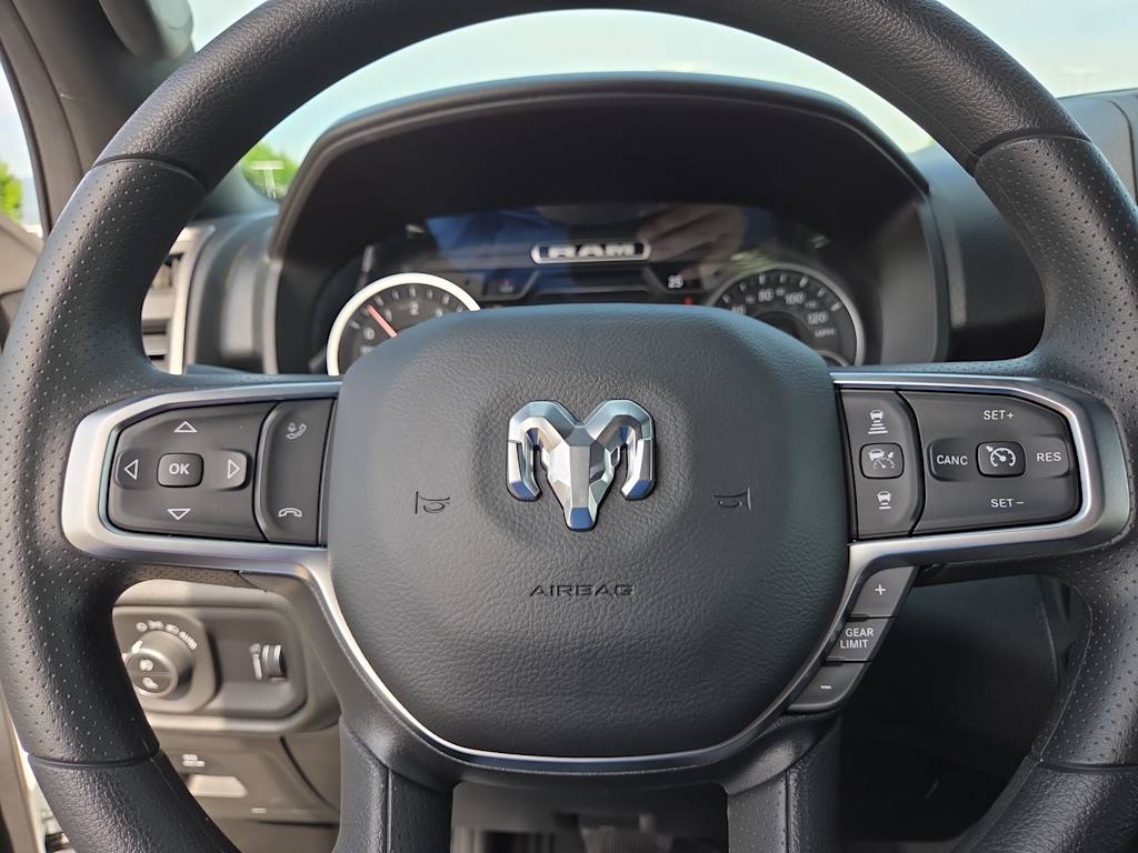 Thumbnail: 2026 RAM 1500 - 28