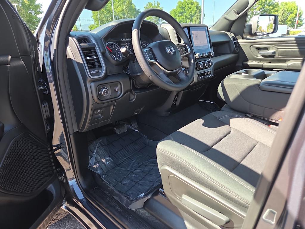 Thumbnail: 2026 RAM 1500 - 11