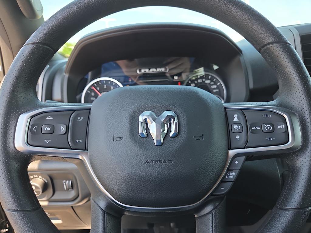 Thumbnail: 2026 RAM 1500 - 28