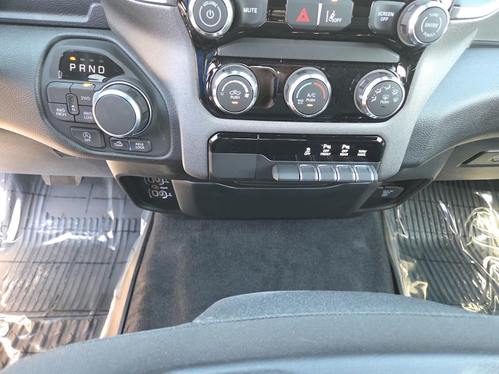 Thumbnail: 2026 RAM 1500 - 29