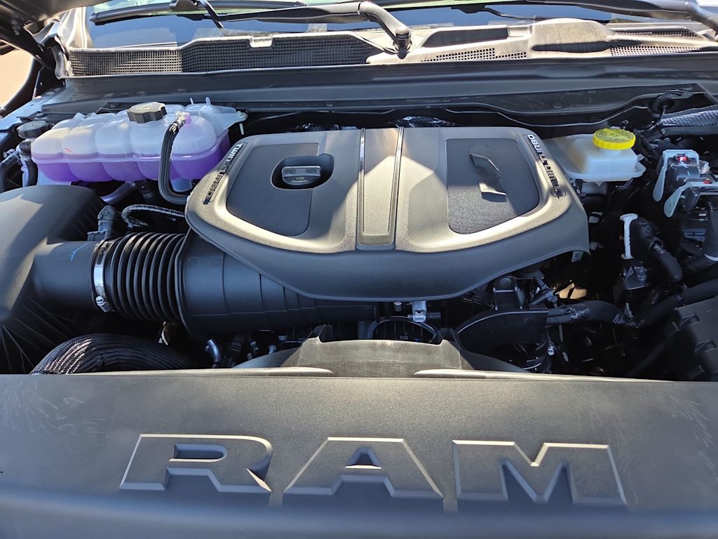 Thumbnail: 2026 RAM 1500 - 9