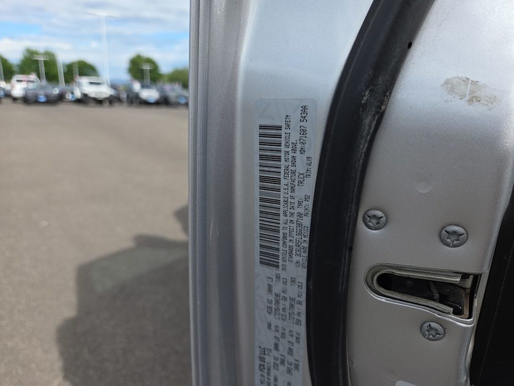 Thumbnail: 2016 RAM 2500 - 18