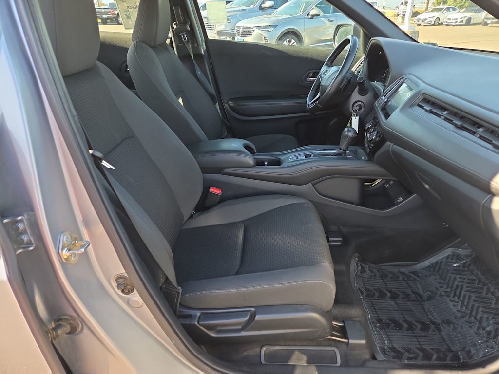 Thumbnail: 2019 Honda HR-V - 11
