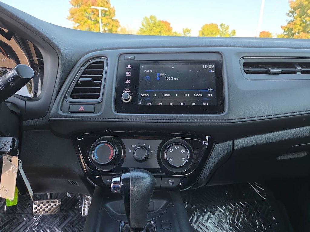 Thumbnail: 2019 Honda HR-V - 13