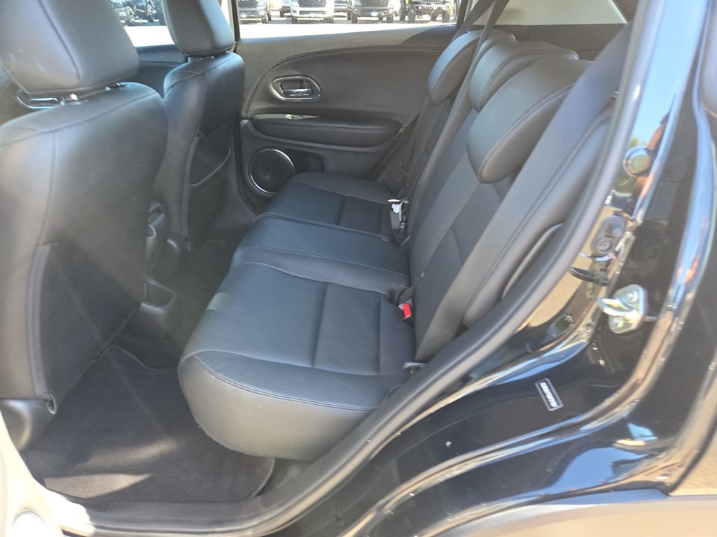 Thumbnail: 2016 Honda HR-V - 28