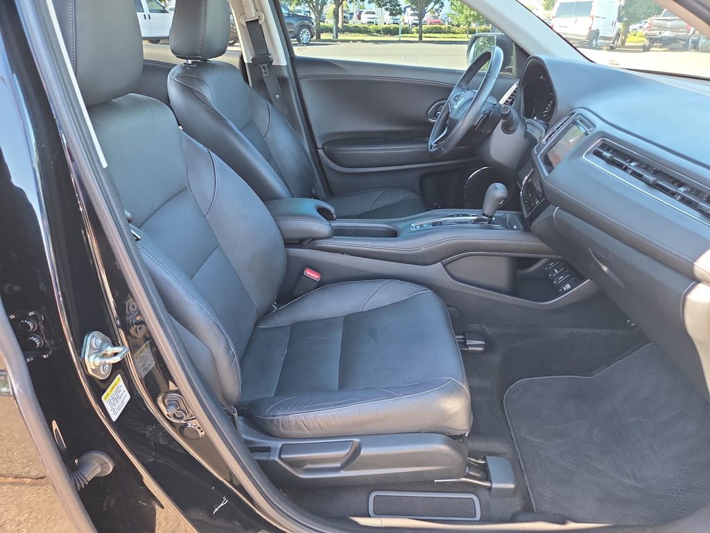 Thumbnail: 2016 Honda HR-V - 11
