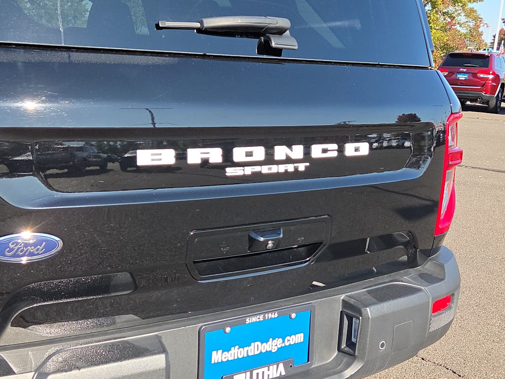 Thumbnail: 2025 Ford Bronco Sport - 7