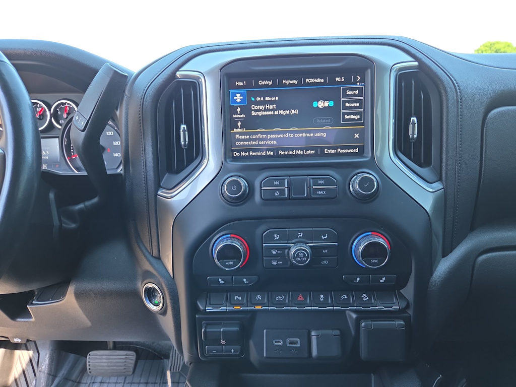 Thumbnail: 2020 Chevrolet Silverado 1500 - 13