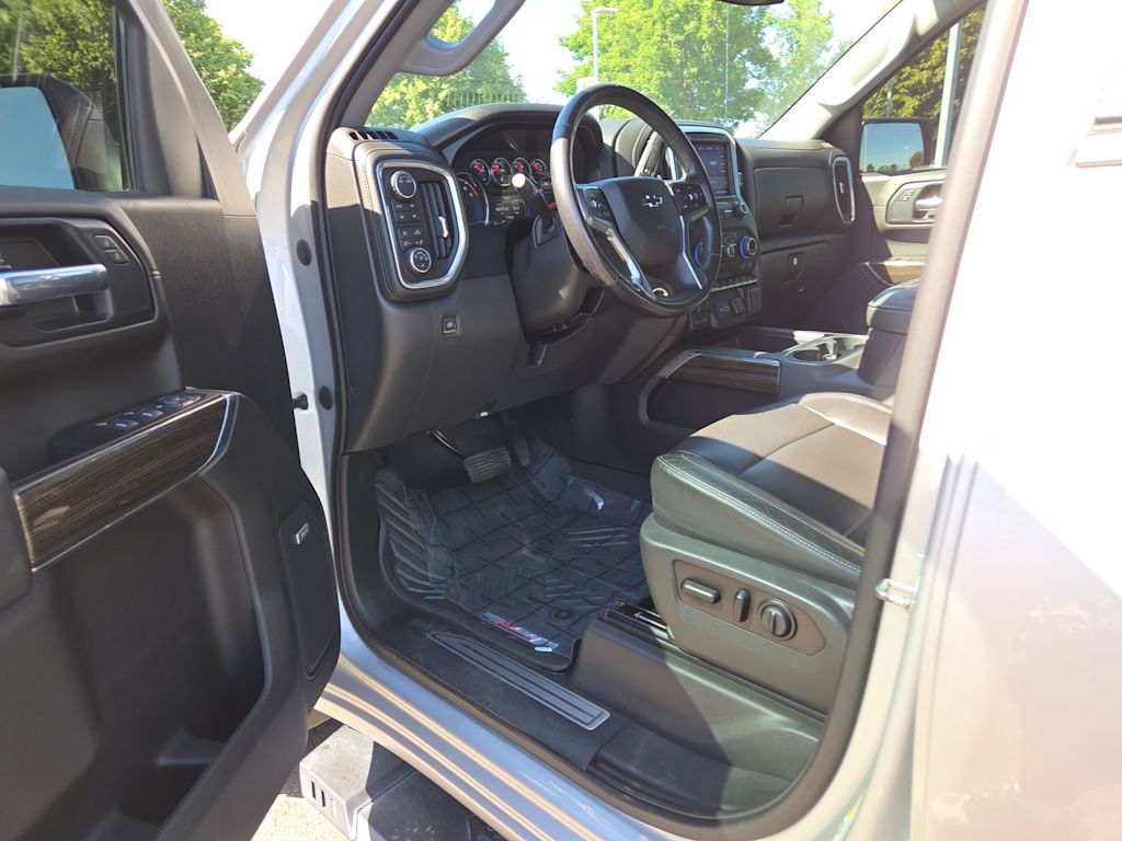 Thumbnail: 2020 Chevrolet Silverado 1500 - 22