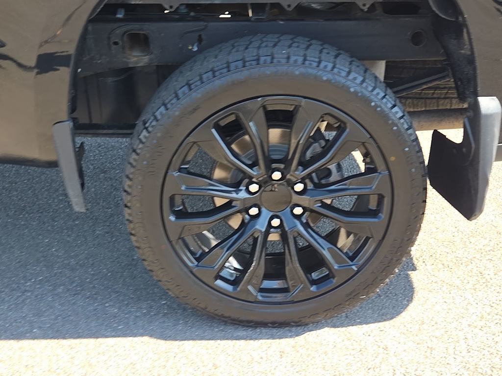 Thumbnail: 2020 Chevrolet Silverado 1500 - 8