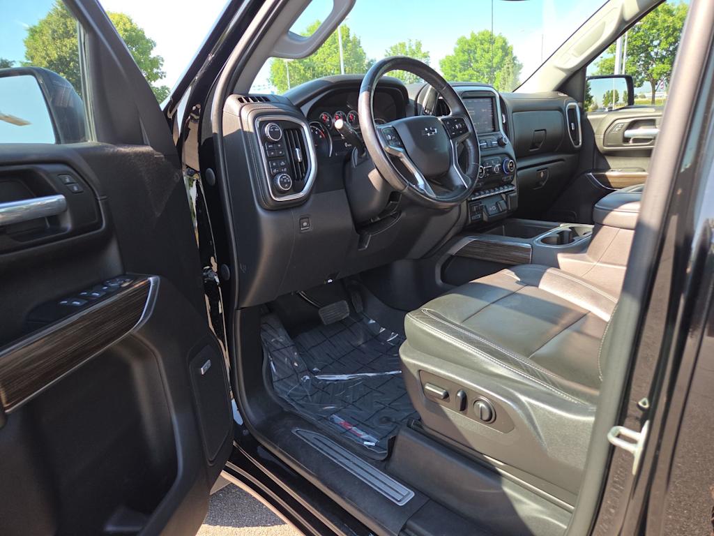 Thumbnail: 2020 Chevrolet Silverado 1500 - 12