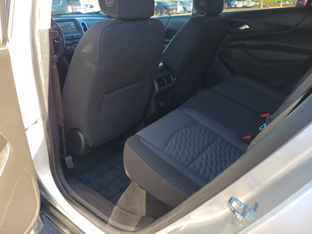 Thumbnail: 2018 Chevrolet Equinox - 12