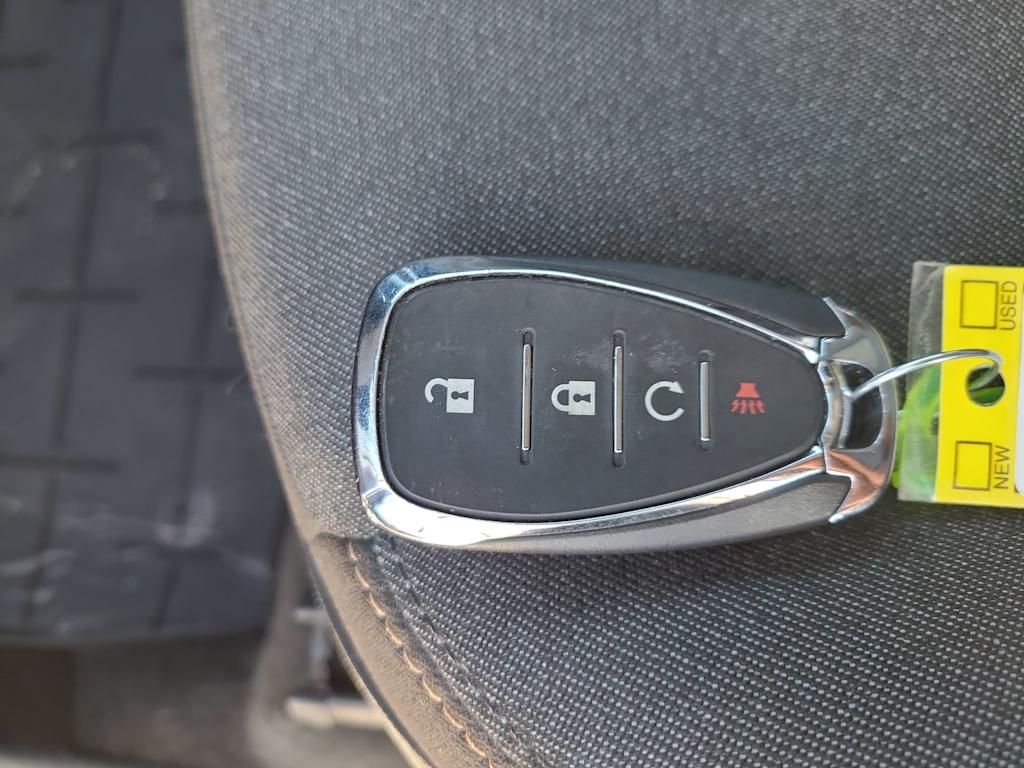 Thumbnail: 2018 Chevrolet Equinox - 17