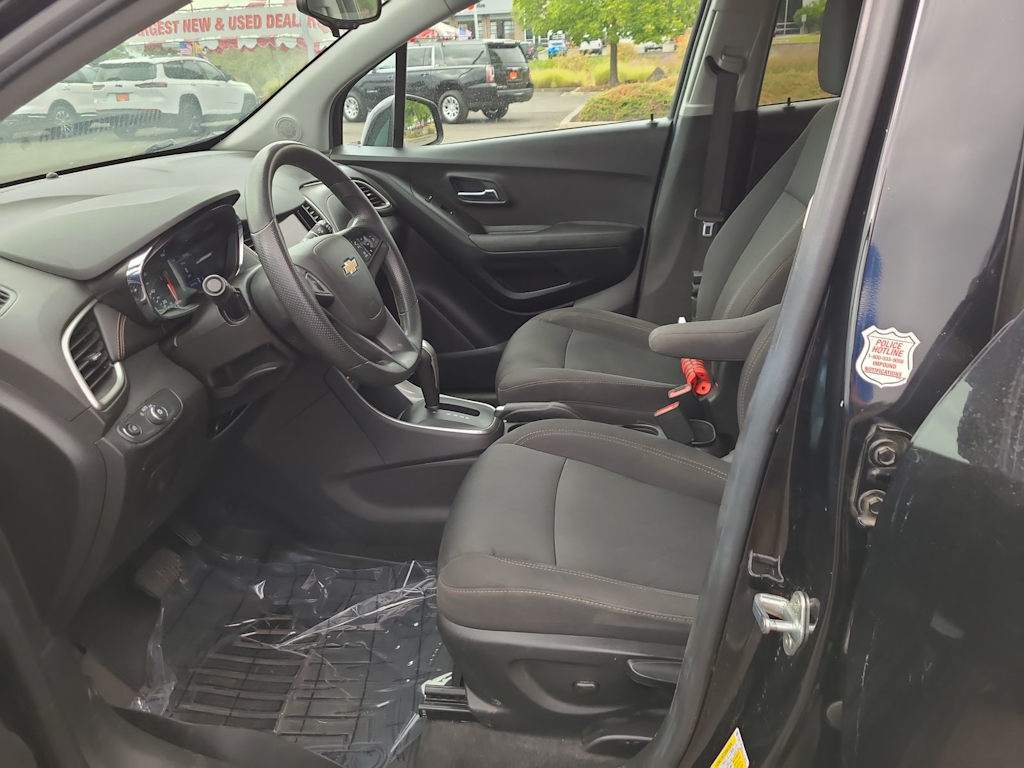 Thumbnail: 2020 Chevrolet Trax - 11