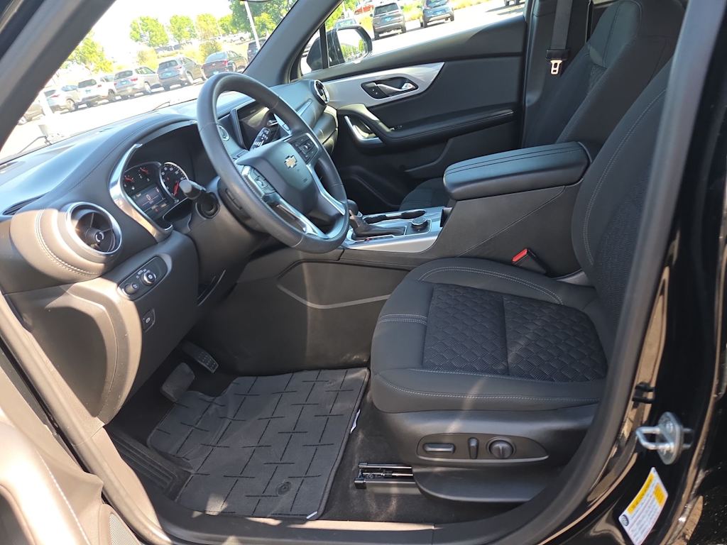 Thumbnail: 2021 Chevrolet Blazer - 11