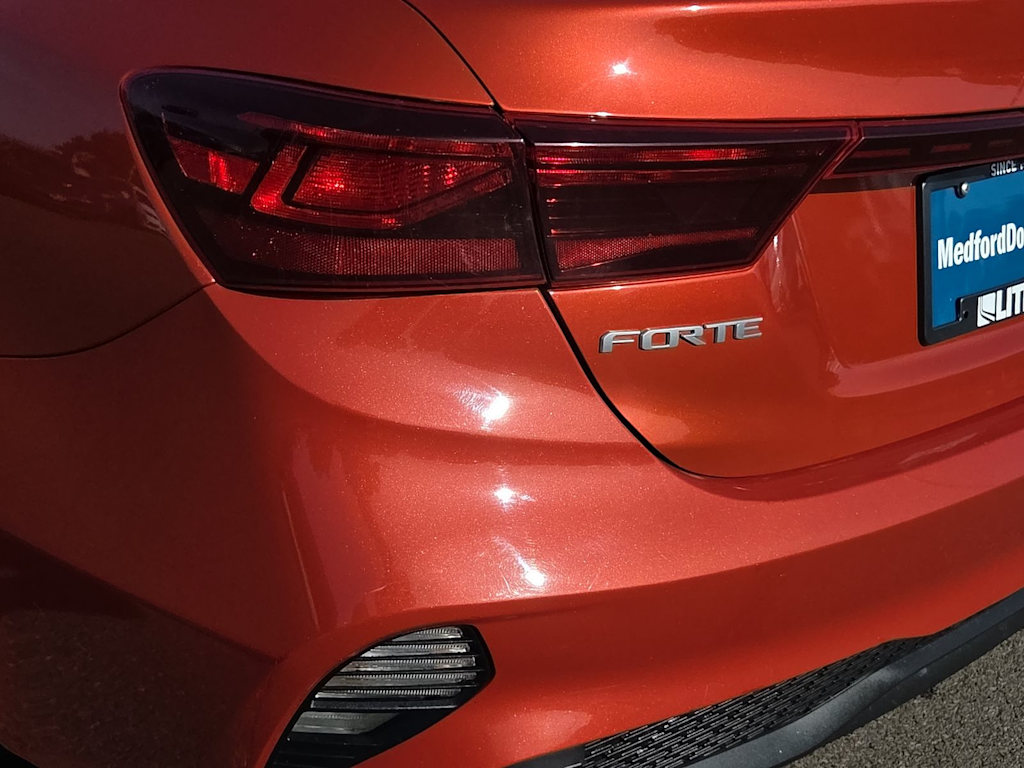 Thumbnail: 2022 Kia Forte - 27