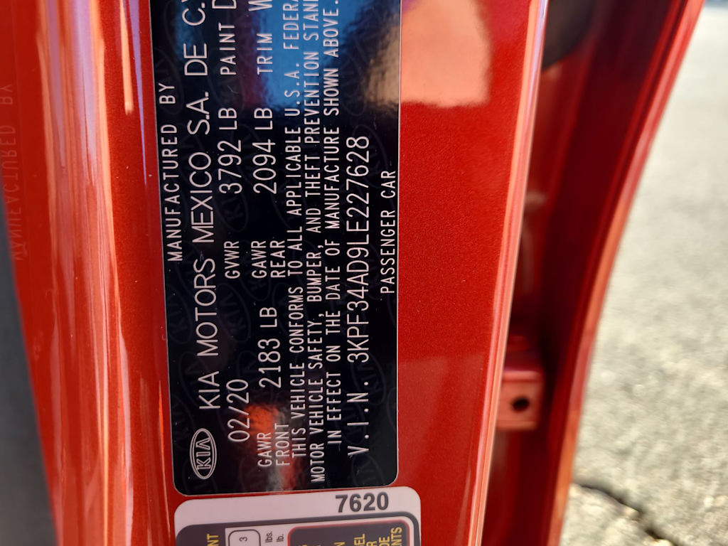 Thumbnail: 2020 Kia Forte - 18