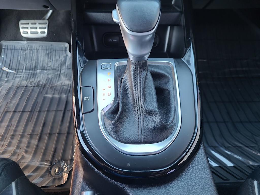 Thumbnail: 2020 Kia Forte - 14