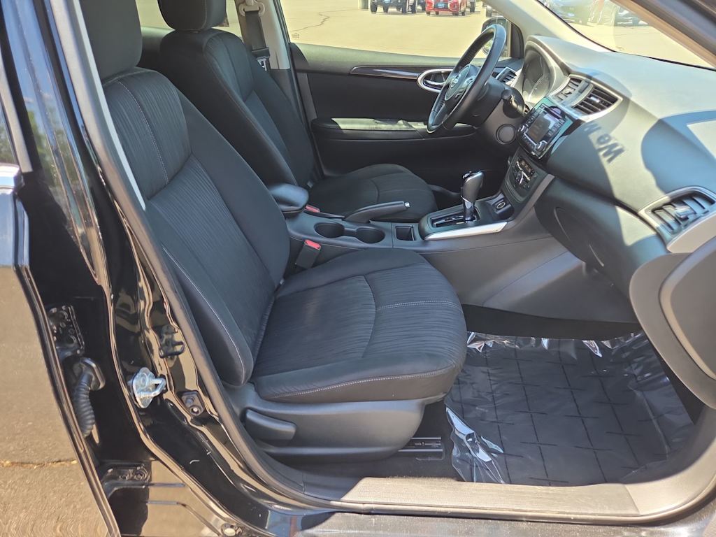 Thumbnail: 2018 Nissan Sentra - 11