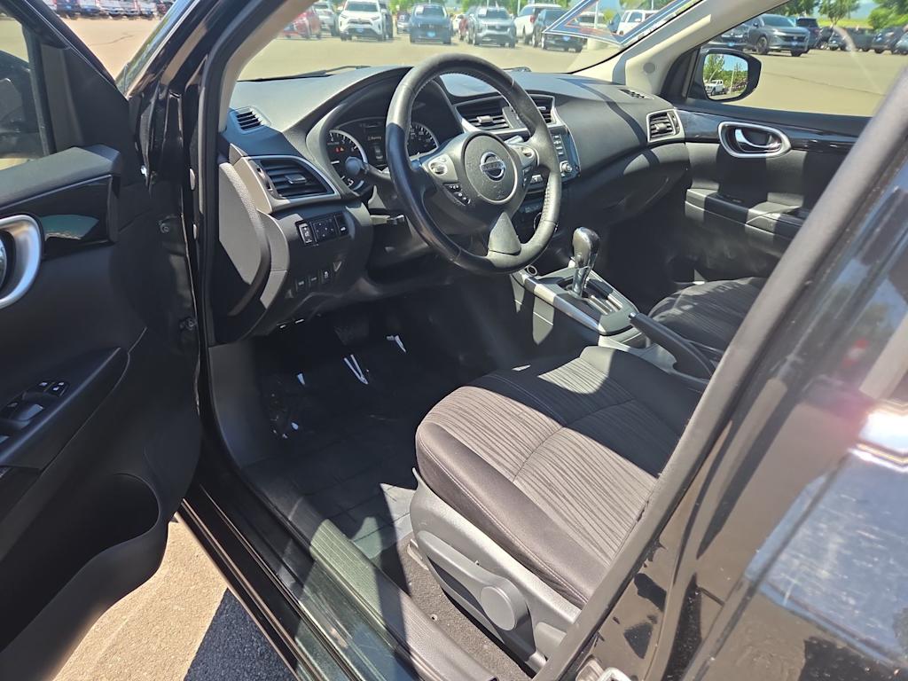 Thumbnail: 2018 Nissan Sentra - 12