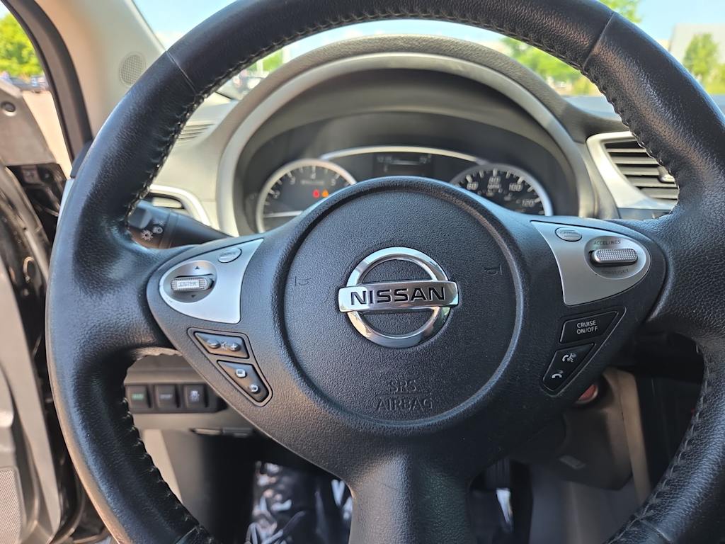Thumbnail: 2018 Nissan Sentra - 9