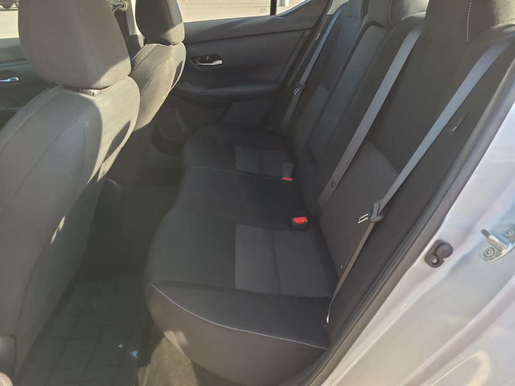 2021 Nissan Sentra SV 28