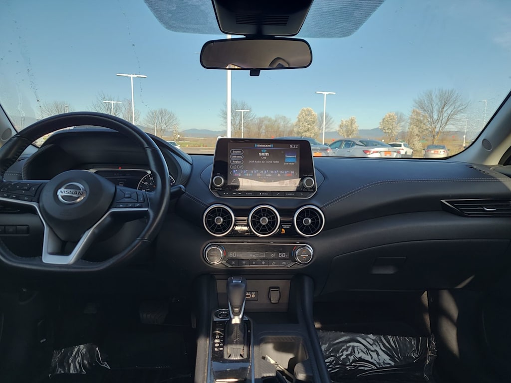 2021 Nissan Sentra SV 10