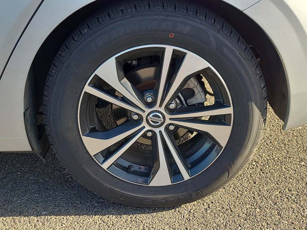 2021 Nissan Sentra SV 8