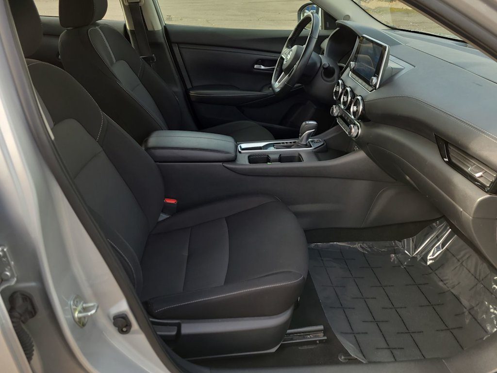 2022 Nissan Sentra SV 12
