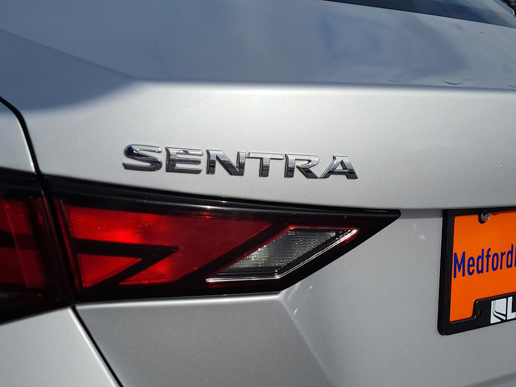 2022 Nissan Sentra SV 7