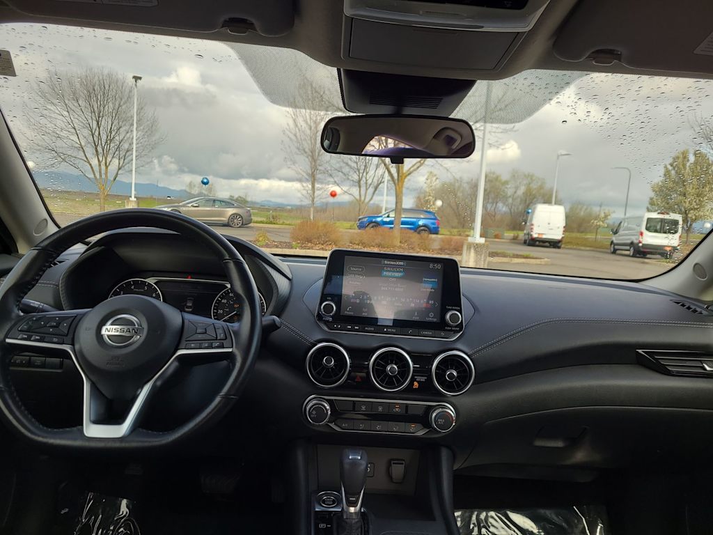 2022 Nissan Sentra SV 10