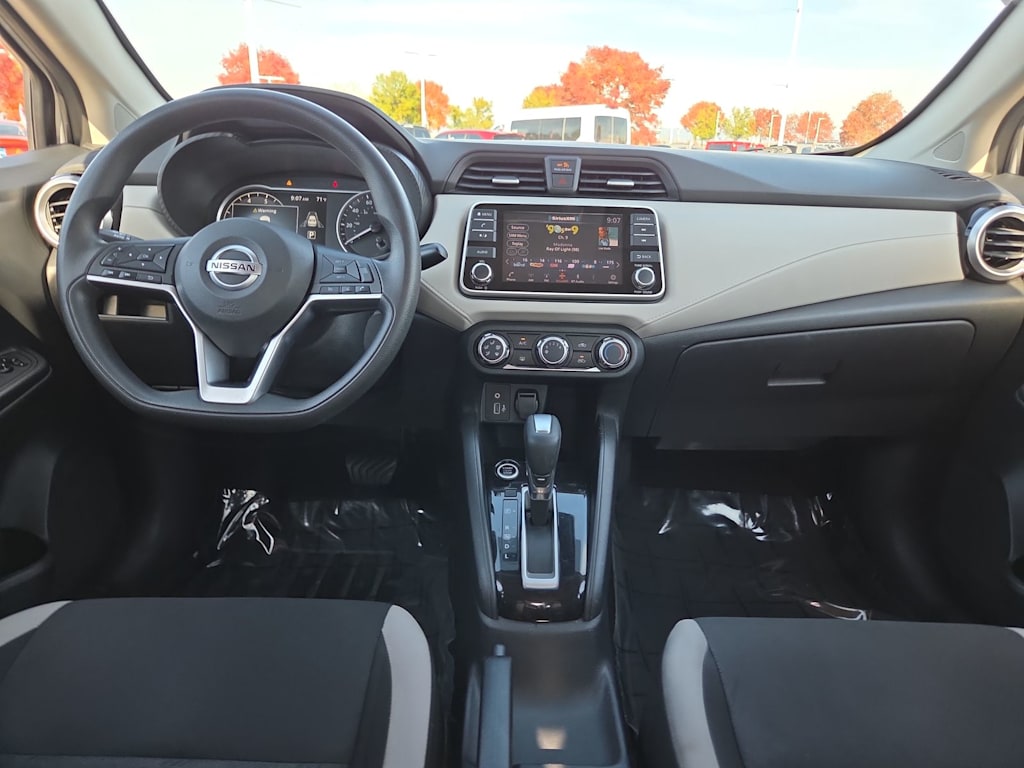 Thumbnail: 2021 Nissan Versa - 2