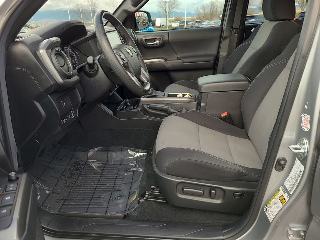2023 Toyota Tacoma TRD Off-Road 11