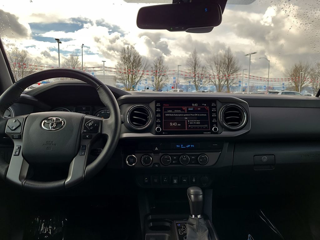 2023 Toyota Tacoma TRD Off-Road 10