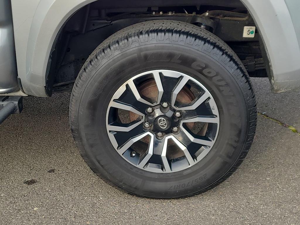 Thumbnail: 2022 Toyota Tacoma - 8