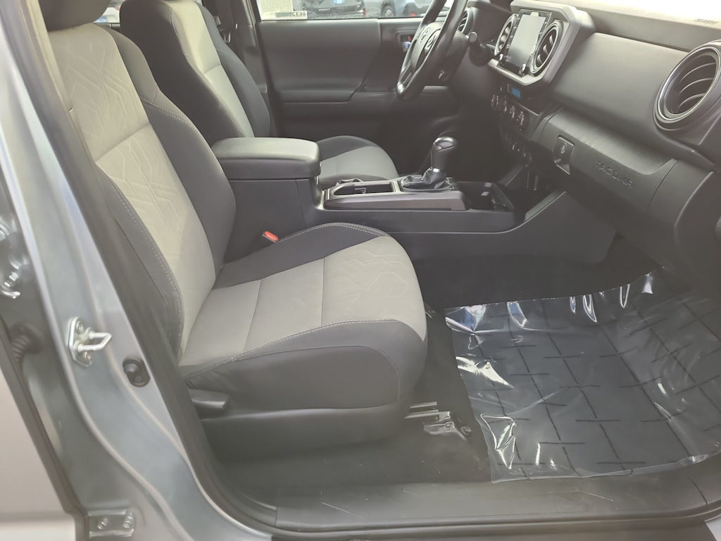 Thumbnail: 2022 Toyota Tacoma - 11